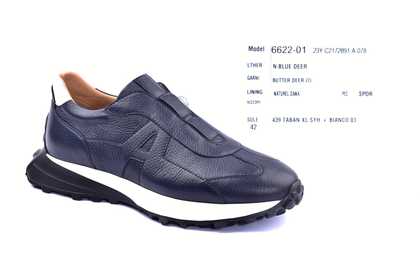 Elegant Navy Blue Leather Slip On Shoe - Quality Leather Product Manufactured By Akar Deri̇ Ayakkabi San. Ve Ti̇c. Ltd. Şti̇.. Contact For B2B Orders.