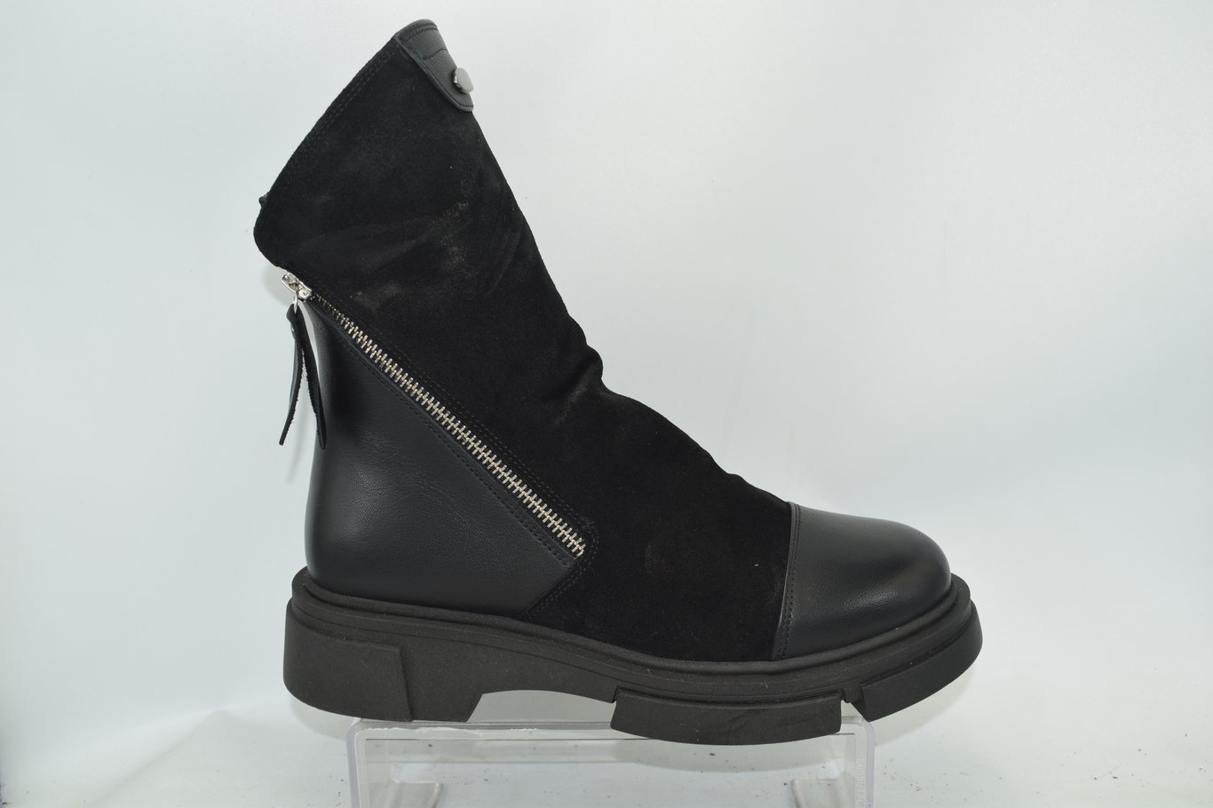 3964 - Quality Leather Product Manufactured By Heya Ayakkabi San. Ve Ti̇c. Ltd. Şti̇.. Contact For B2B Orders.