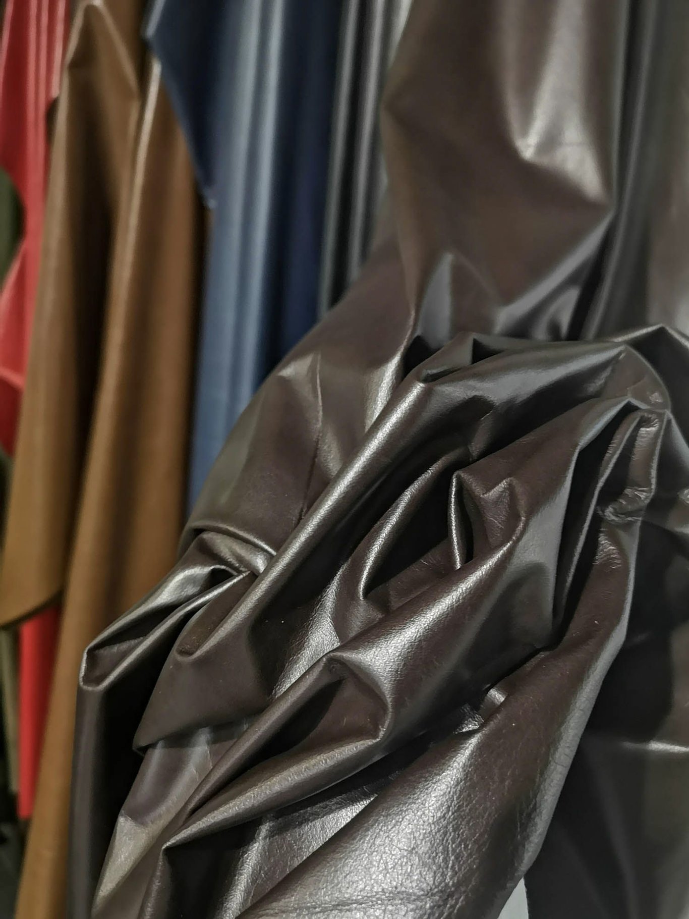 Роскошная Темно Коричневая Кожа Boxcalf Для Одежды - Качественный Кожаный Продукт Производства Uyguner Deri̇ Sanayi̇ Ve Ti̇c Aş. Обращайтесь Для B2B Заказов.