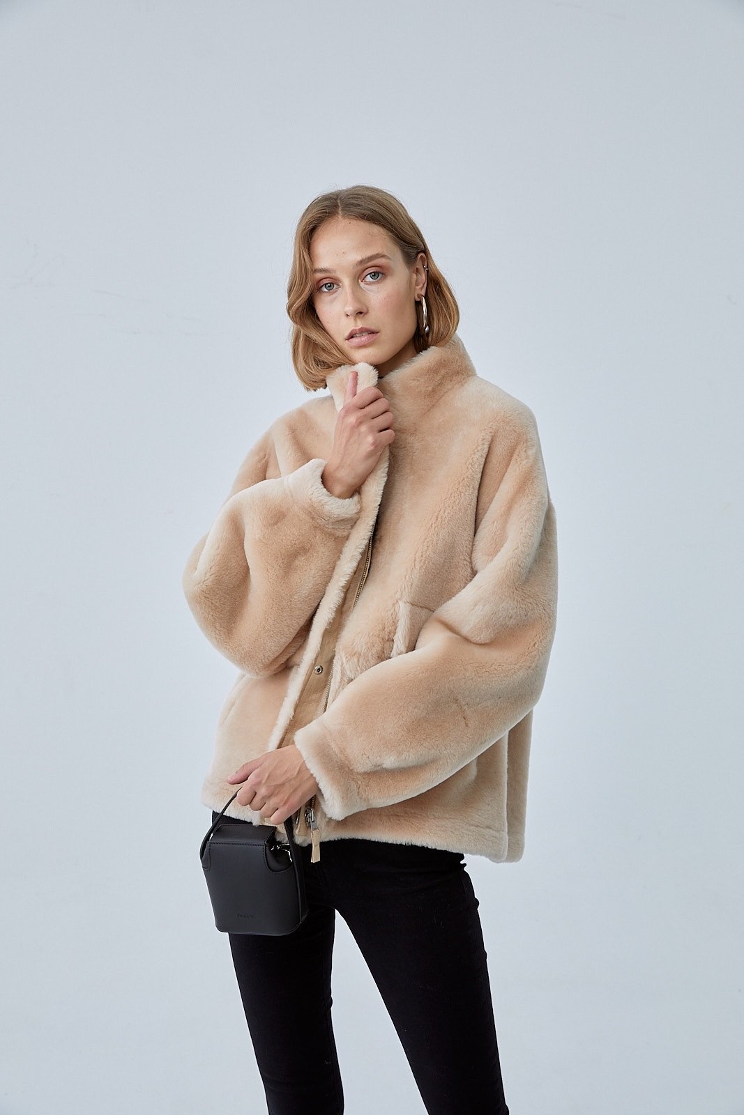 Luxuriöse Beige Echte Shearling Damenjacke