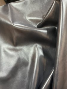 Lustrous Metallic Black Footwear Leather - Quality Leather Product Manufactured By Pelle Deri Tekstil Sanayi Ve Ticaret Anonim Sirketi. Contact For B2B Orders.