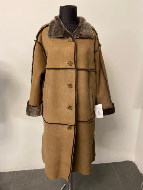 Sheepskin Shearling Coat - Quality Leather Product Manufactured By Derkimpa Deri Sanayi Dis Ticaret. Contact For B2B Orders.