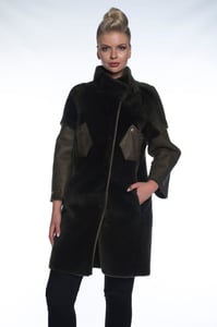 Elegant Asymmetric Design Layered Sleeve Coat - Quality Leather Product Manufactured By Besnili Deri Petrol Gida Ve Mam. Dis Ti̇c. Ltd. Sti.. Contact For B2B Orders.