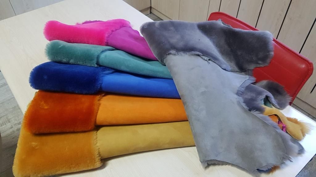Vibrant Shearling Leather For Distinctive Footwear - Quality Leather Product Manufactured By Berk Deri̇ San. Ve Ti̇c.ltd.şti̇. Contact For B2B Orders.