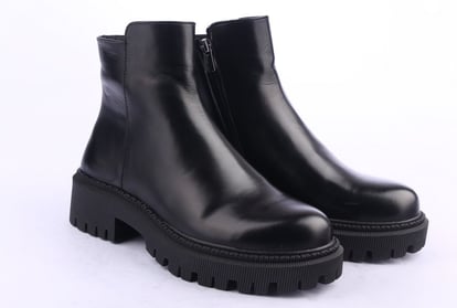 Women's Modern Chunky Sole Leather Ankle Bootie - Quality Leather Product Manufactured By Kardeşler Kundura Deri Mam. İmal. Paz. İth. İhr. San. Ve Tic. Ltd. Şti.. Contact For B2B Orders.
