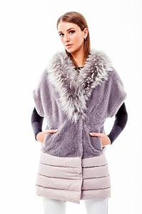 Elegant Lavender Grey Shearling Fur Collar Coat - Quality Leather Product Manufactured By Süed Mod Deri̇ci̇li̇k San Ve Ti̇c Ltd. Şti̇.. Contact For B2B Orders.