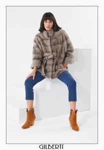 Elegant Taupe Fur Jacket Timeless Sophistication - Quality Leather Product Manufactured By F.o.u.r.m.i̇.e. Deri̇ Sanayi̇ Diş Ti̇caret Ltd.şti̇.. Contact For B2B Orders.