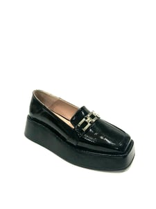 Glossy Black Patent Leather Platform Loafer - Quality Leather Product Manufactured By Azra Ayakkabı. Contact For B2B Orders.
