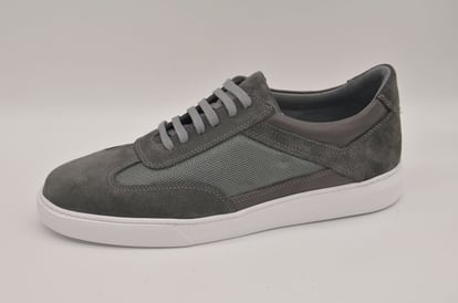 Mens Suede Leather Mesh Detailed Modern Chic Sneaker - Quality Leather Product Manufactured By Çetsan Ayakkabı Sanayi Ve Ticaret Limited Şirketi. Contact For B2B Orders.