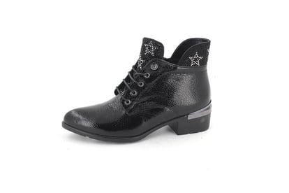 Glänzende Lackleder Stiefeletten Mit Sternen Applikation - Qualitatives Lederprodukt Hergestellt Von Venüs Ayakkabicilik Ve Deri̇ Ürünleri̇ San. Ve Ti̇c. Ltd. Şti̇.. Kontakt Für B2B-Bestellungen.