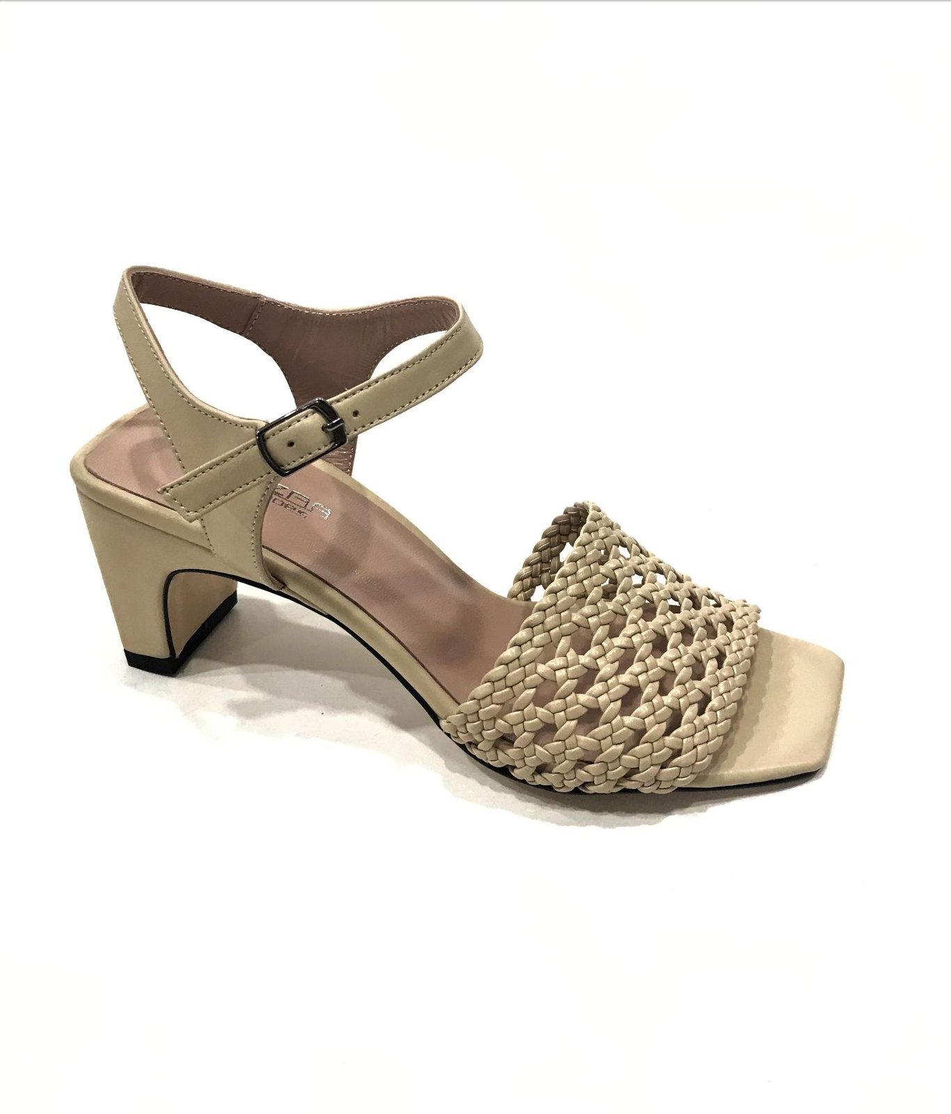 Damen Geflochtenes Riemen Beige Blockabsatz Sandale - Qualitatives Lederprodukt Hergestellt Von Azra Ayakkabı. Kontakt Für B2B-Bestellungen.