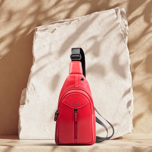 Sophisticated Red Calf Leather Sling Bag - Quality Leather Product Manufactured By Gündoğdu Deri̇ Mamülleri̇ Saraci̇ye Kuyumculuk San. Ti̇c. Ltd. Şti̇.. Contact For B2B Orders.