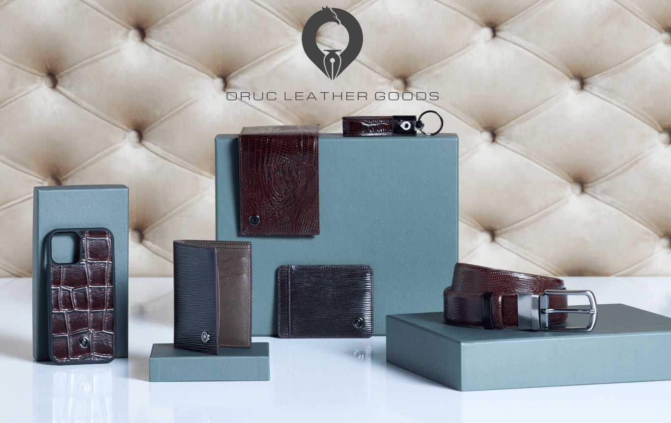 Elegans Gratus Bi-Fold Leather Wallet