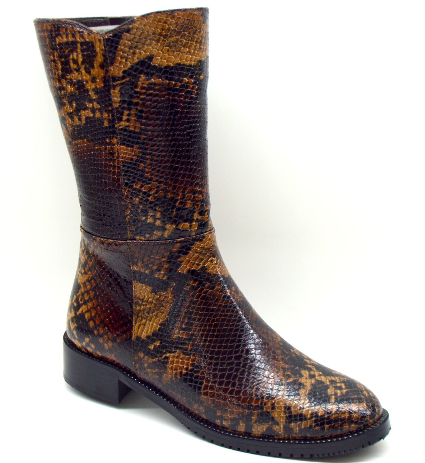 Leather Upper Women  Boots - Quality Leather Product Manufactured By Paloma Ayakkabıcılık Deri Tekstil Ve Gıda San. Tic Ltd. Şti.. Contact For B2B Orders.