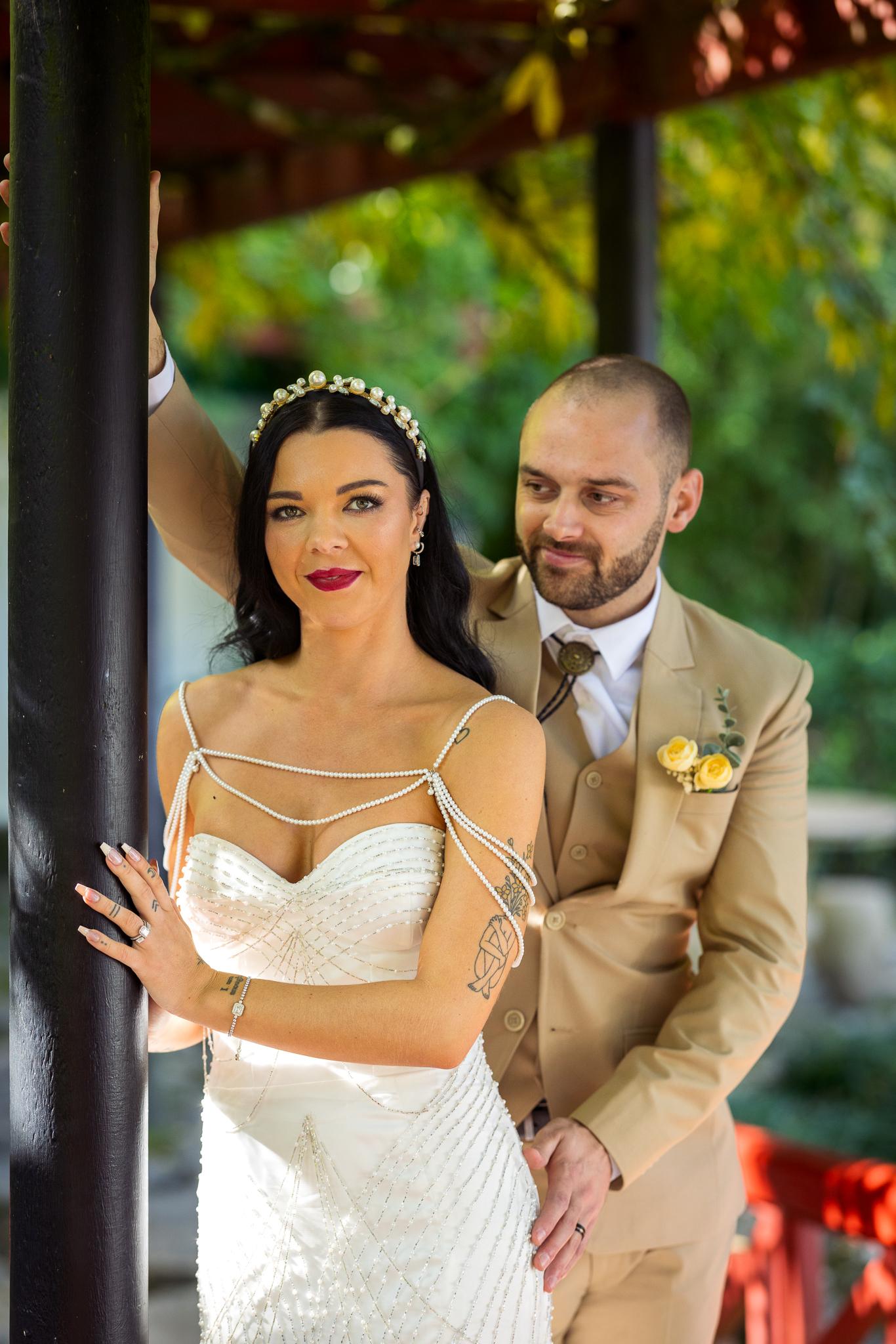 Emma & Corey’s Hamilton Gardens Winter Wedding