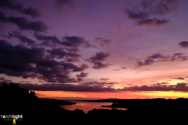 Takahoa Bay, photo 1