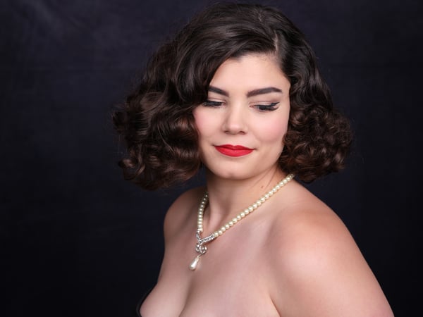 Courtney, photo 6