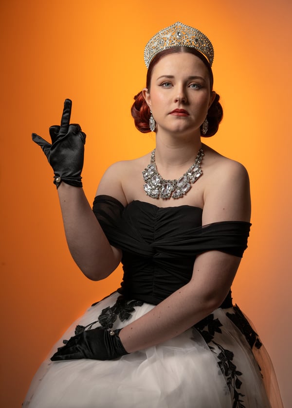 Scarlet, photo 30
