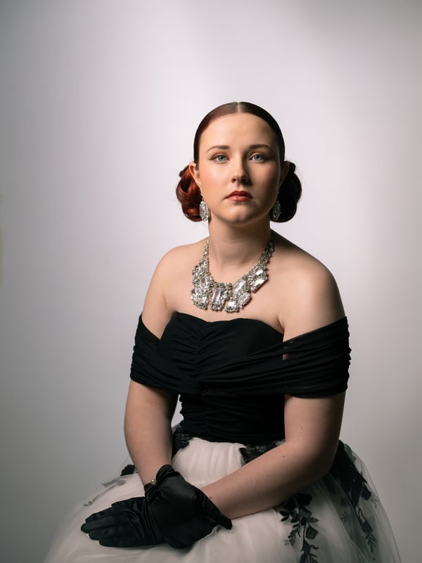 Scarlet, photo 29