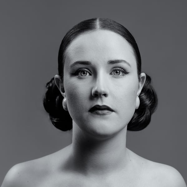 Scarlet, photo 25