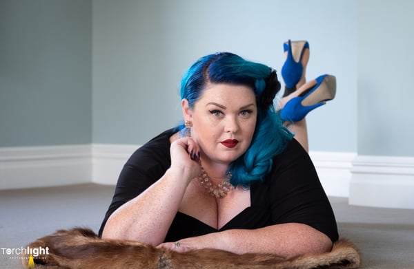 Miss Lady LouLou Bell, photo 19