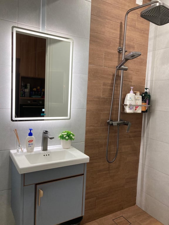 HDB Common Room for Rent in Jurong West · 673C Jurong West Street 65, 643673 · S$ 700/mo - Image 2 of 3
