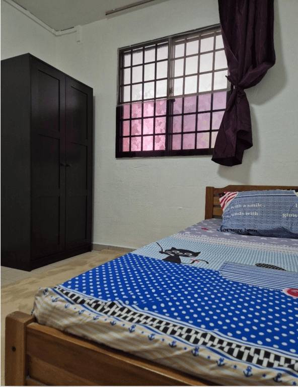 HDB Common Room for Rent in Bukit Batok · 407 Bukit Batok West Avenue 4, 650407 · S$ 850/mo - Image 1 of 6