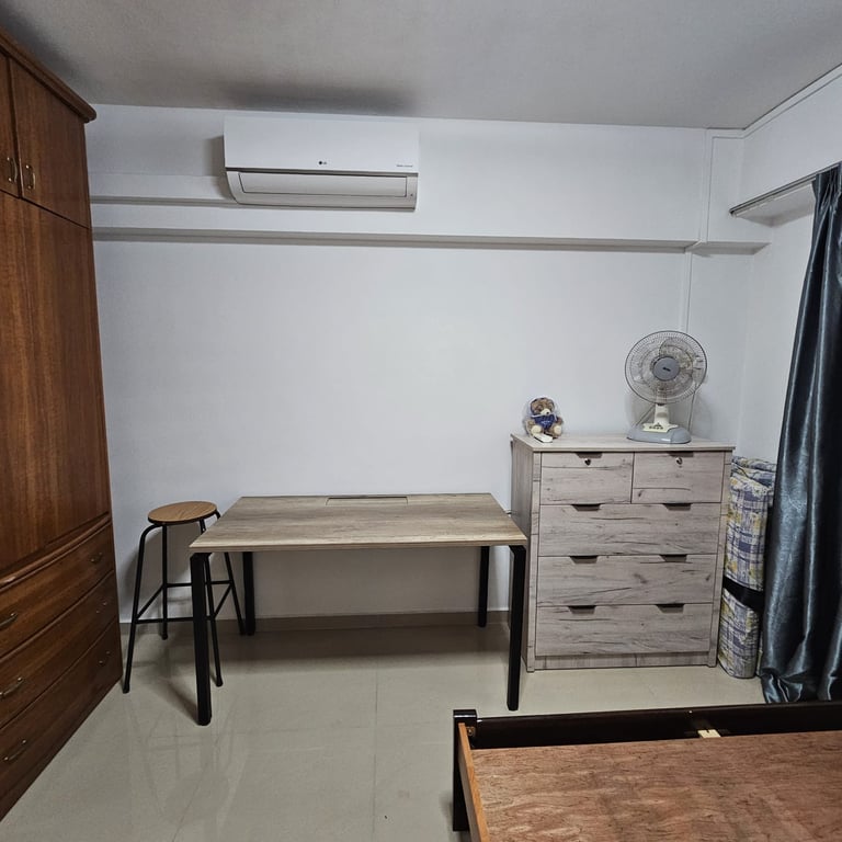 Woodlands HDB Common Room for Rent – 855 Woodlands Street 83 - Image 2 of 4