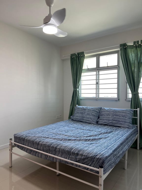 HDB Master Room for Rent in Yishun · 468A Yishun Street 43, 761468 · S$ 1,400/mo - Image 1 of 4