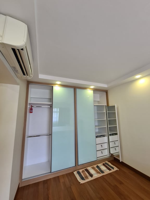 Tampines HDB Master Room for Rent – 522B Tampines Central 7 - Image 3 of 5