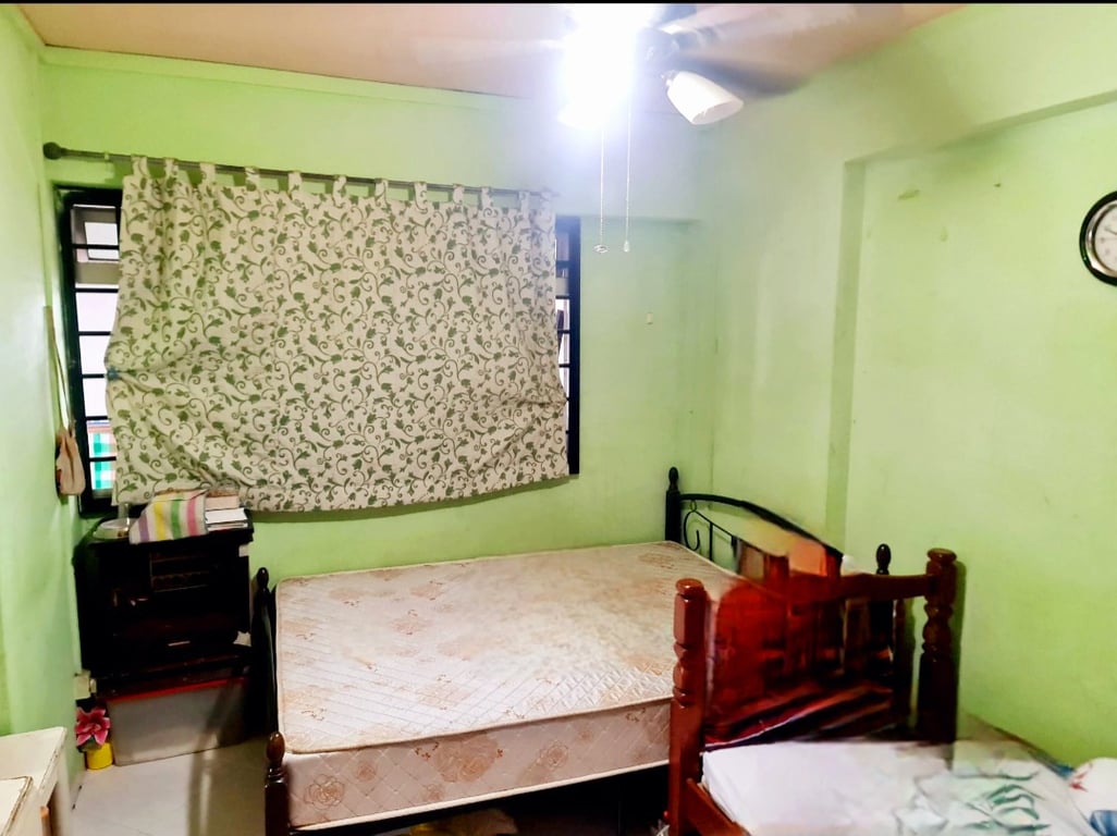 HDB Common Room for Rent in Jurong West · 262 Boon Lay Drive · S$ 500/mo - Image 1 of 1