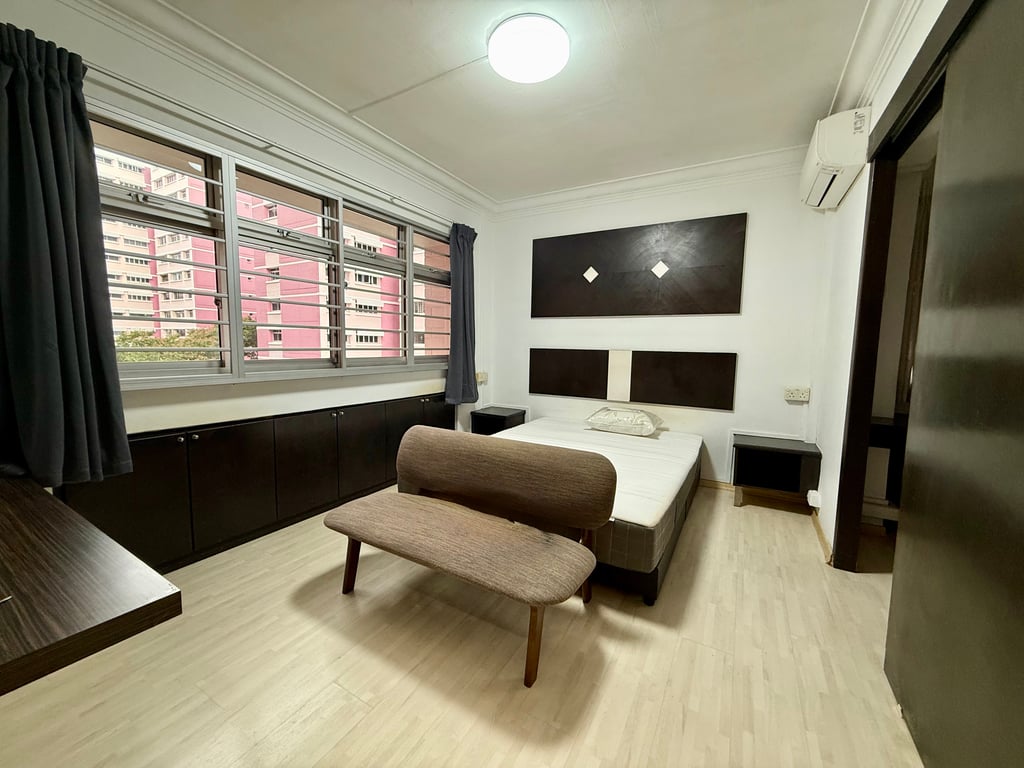 HDB Whole Unit for Rent in Pasir Ris · 751 Pasir Ris Street 71, 510751 · S$ 4,000/mo - Image 4 of 11