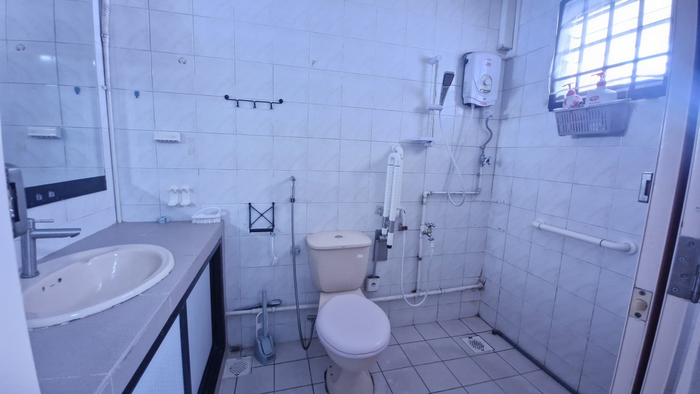 HDB Master Room for Rent in Sembawang · 321 Sembawang Close, 750321 · S$ 1,100/mo - Image 3 of 3