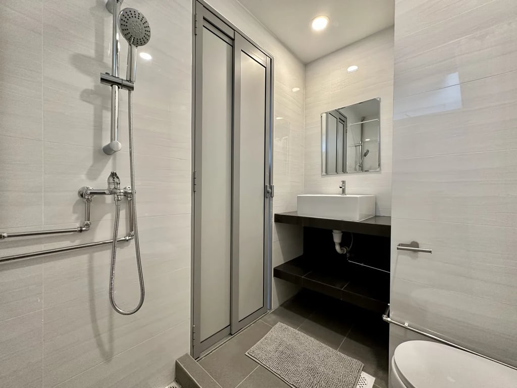 Condo Whole Unit for Rent in Singapore River · 403 Havelock Road, 169632 · S$ 2,500/mo - Image 8 of 10