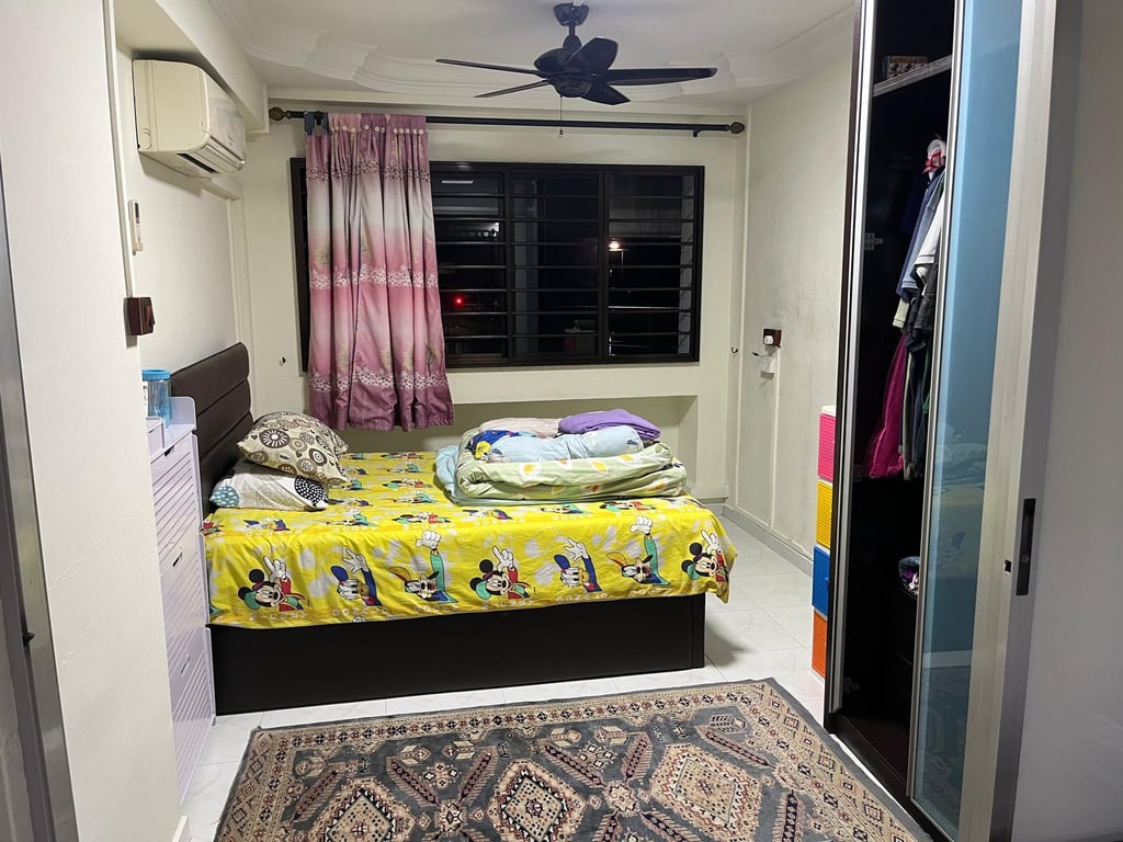 HDB Common Room for Rent in Jurong West · 849 Jurong West Street 81 · S$ 900/mo - Image 1 of 1