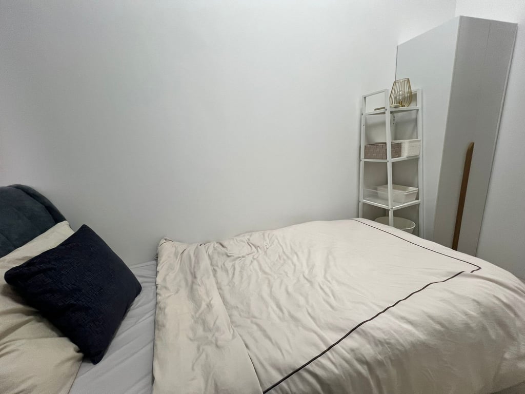 Ang Mo Kio Condo Common Room for Rent – 7 Ang Mo Kio Avenue 9 - Image 3 of 8