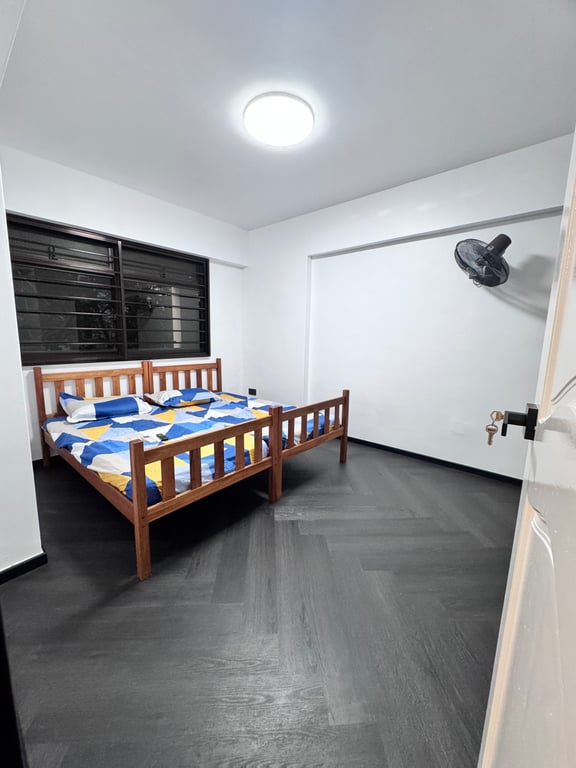 HDB Common Room for Rent in Jurong West · 268C Boon Lay Drive · S$ 1,000/mo - Image 1 of 1