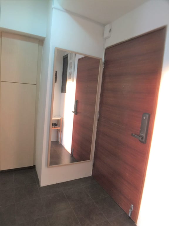 Condo Whole Unit for Rent in Downtown Core · 10 Anson Road, 079903 · S$ 3,500/mo - Image 8 of 9