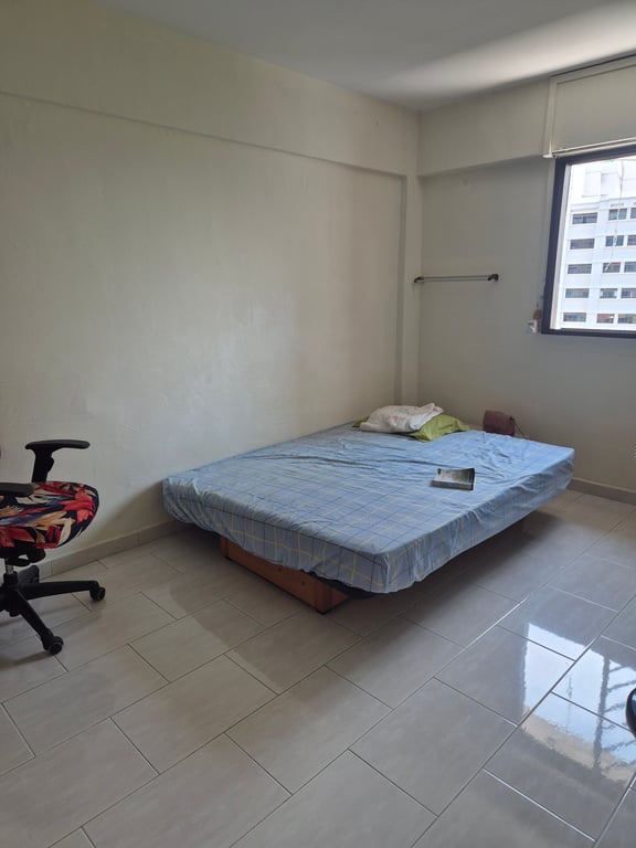 Geylang HDB Common Room for Rent – 54 Pipit Road - Image 3 of 3