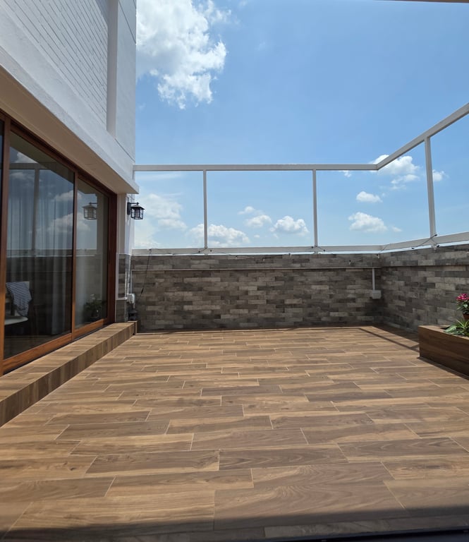 HDB Master Room for Rent in Bishan · 135 Bishan Street 12 · S$ 1,800/mo - Image 1 of 1