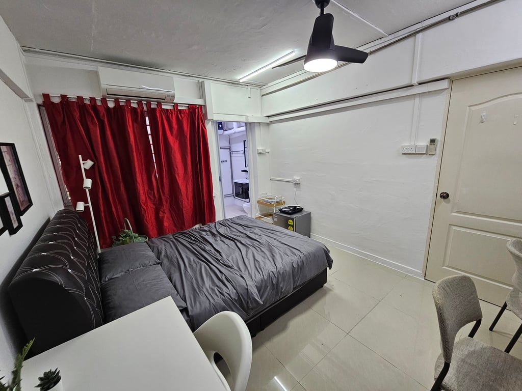 HDB Master Room for Rent in Jurong West · 503 Jurong West Avenue 1, 640503 · S$ 1,850/mo - Image 4 of 6