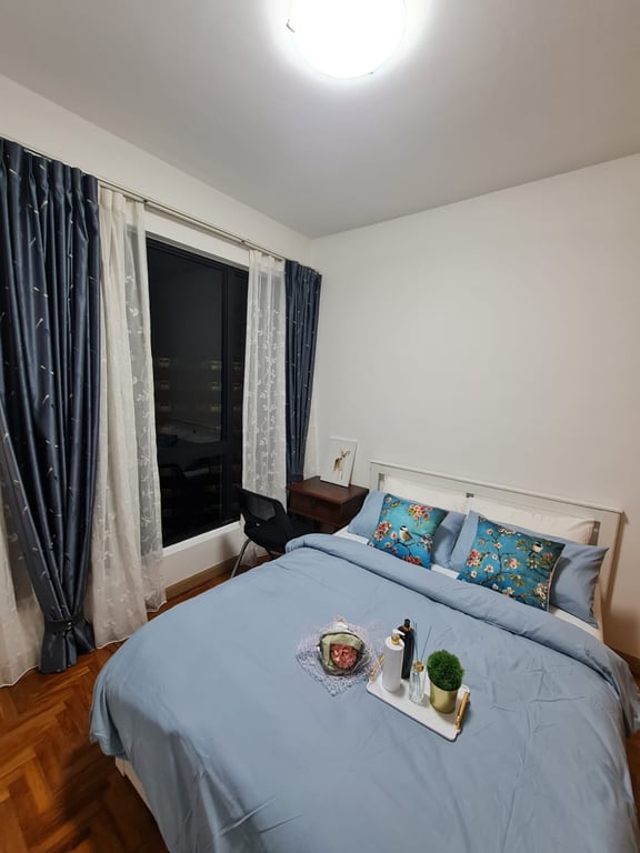 Room listing image
