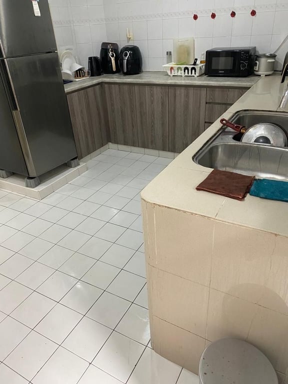 Condo Common Room for Rent in Geylang · 3 Lorong 37 Geylang, 387901 · S$ 1,000/mo - Image 3 of 6
