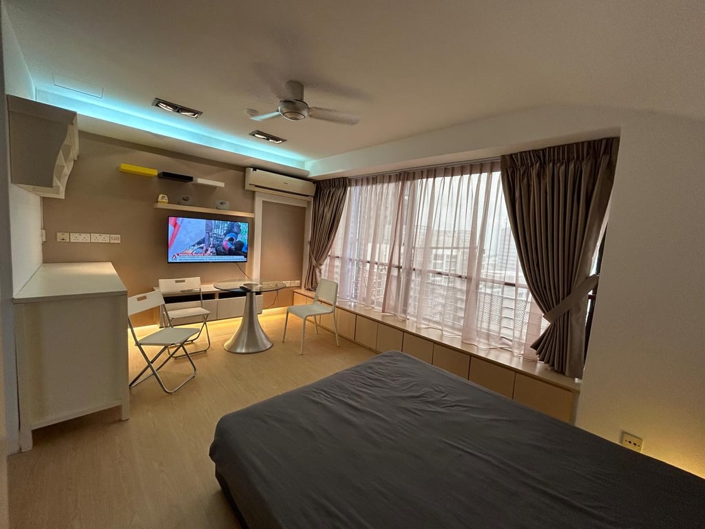 Condo Whole Unit for Rent in Downtown Core · 10 Anson Road, 079903 · S$ 3,500/mo - Image 3 of 11