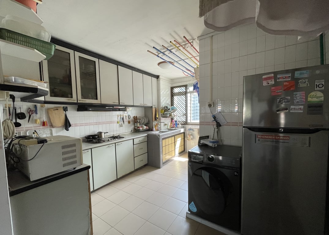 HDB Master Room for Rent in Tampines · 887 Tampines Street 81, 520887 · S$ 1,300/mo - Image 6 of 7