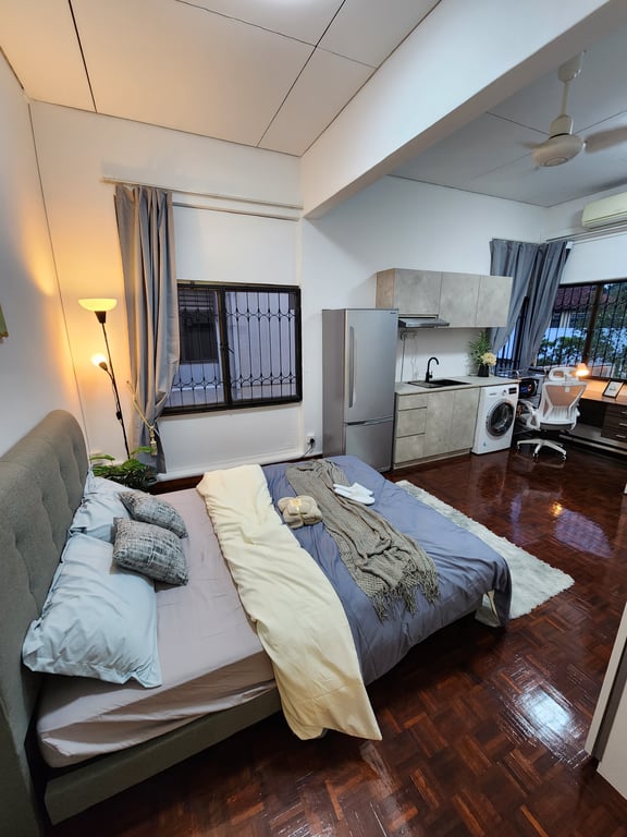 Landed Master Room for Rent in Bedok · Bedok Avenue · S$ 2,500/mo - Image 3 of 7