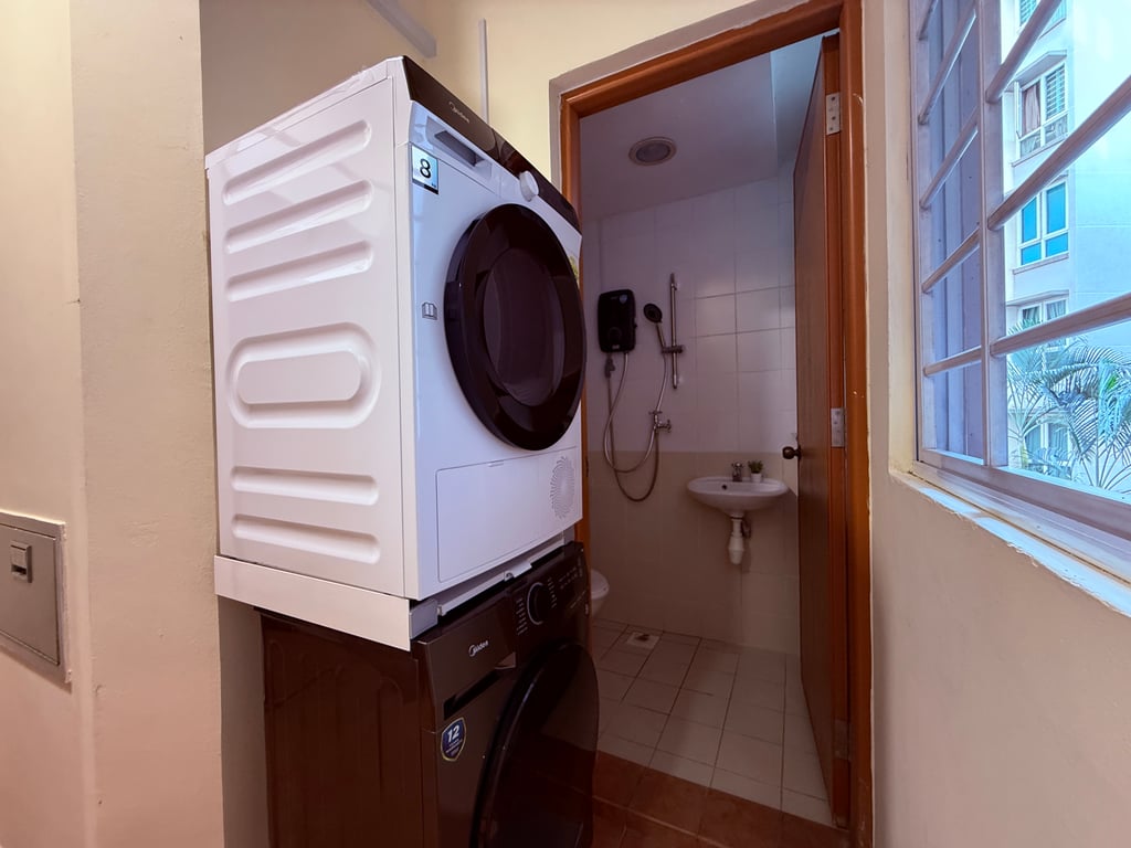 Condo Common Room for Rent in Jurong West · 226 Westwood Avenue, 648357 · S$ 1,300/mo - Image 7 of 7