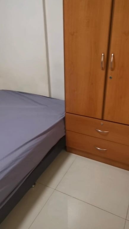 Woodlands HDB Common Room for Rent – 701 Woodlands Drive 40 - Image 3 of 4
