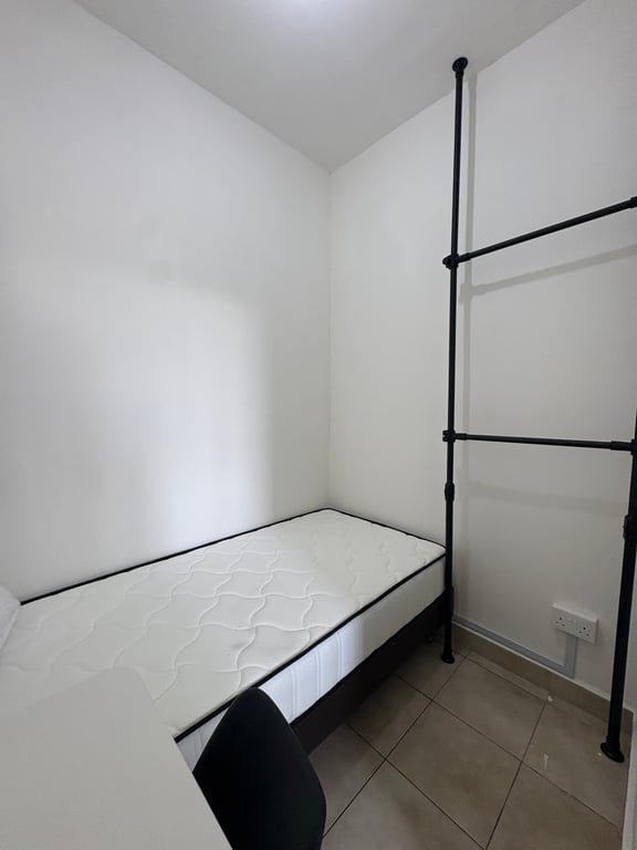 Serangoon Condo Common Room for Rent – 3 Serangoon Avenue 2 - Image 3 of 6