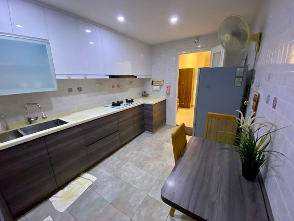 Condo Common Room for Rent in Bedok · 122 Lorong Sarina, 416696 · S$ 1,450/mo - Image 6 of 12